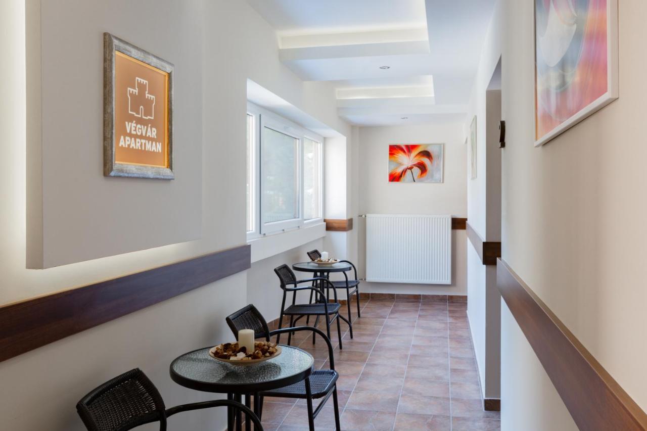 Vegvar Spa Apartman Gyula Buitenkant foto