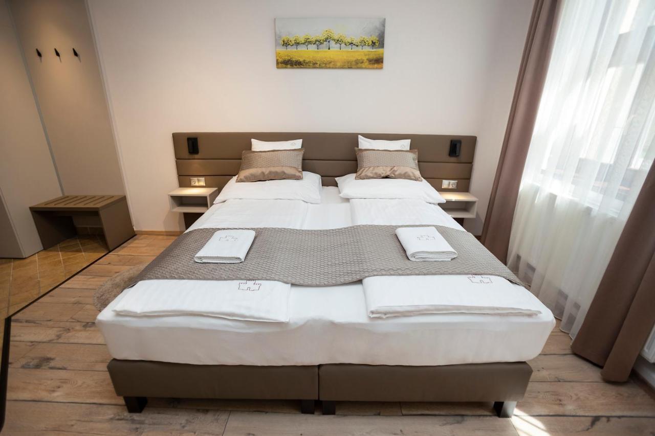Vegvar Spa Apartman Gyula Buitenkant foto