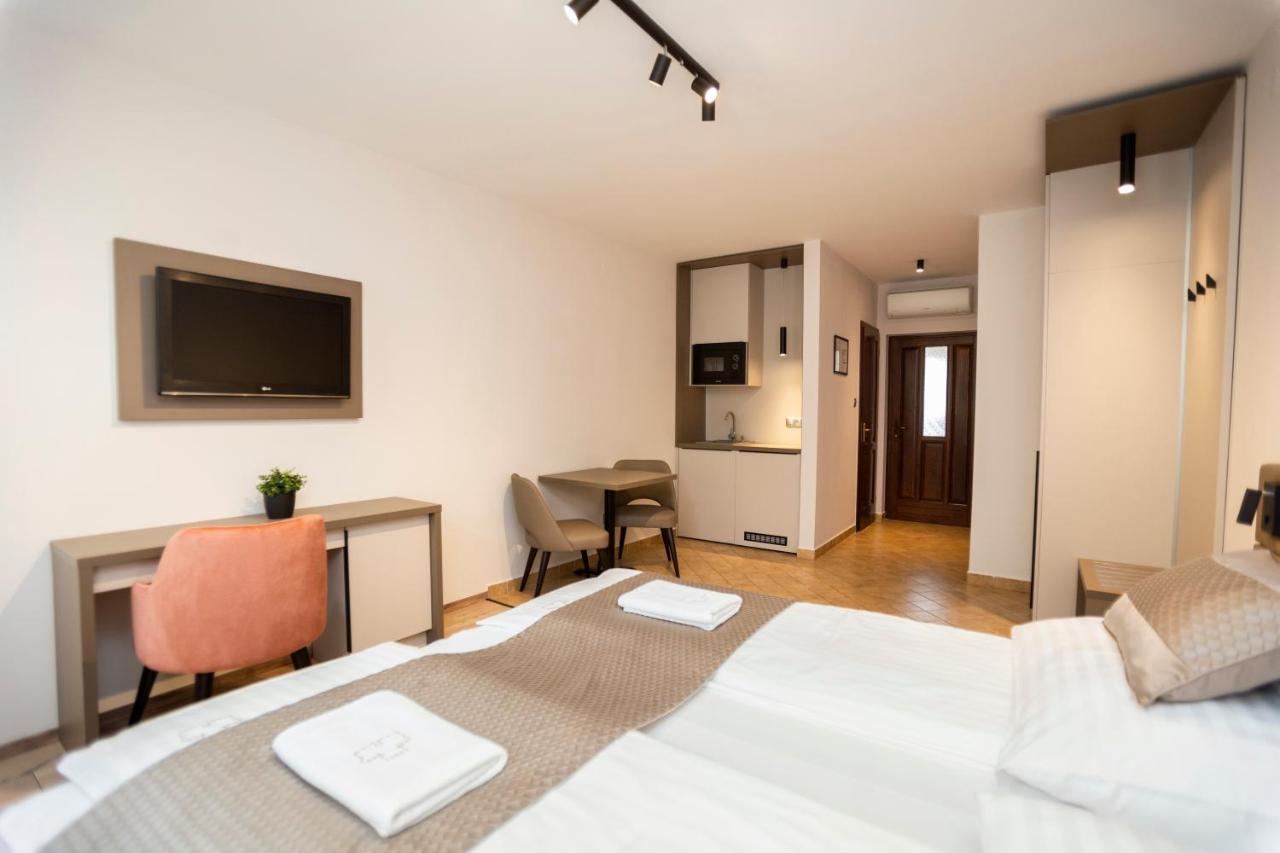 Vegvar Spa Apartman Gyula Buitenkant foto