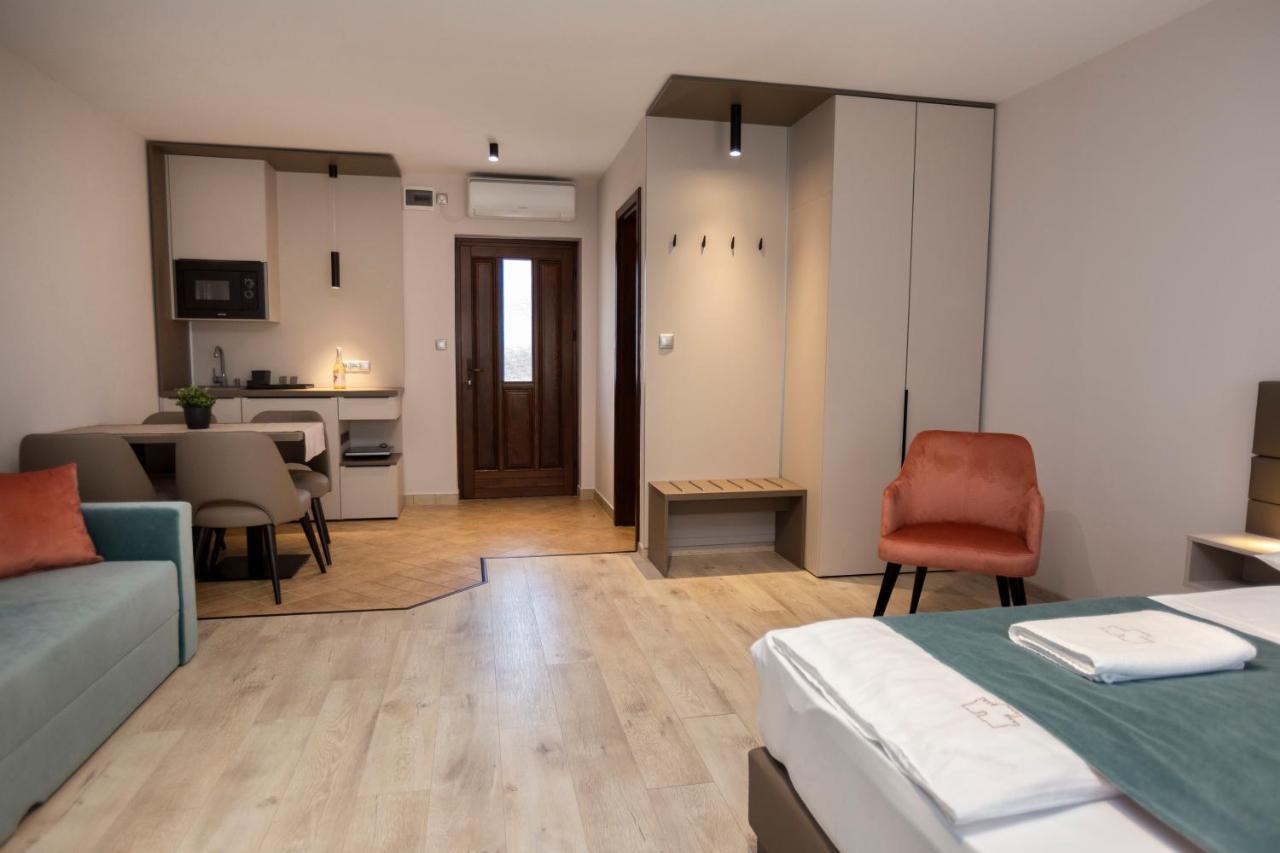 Vegvar Spa Apartman Gyula Buitenkant foto