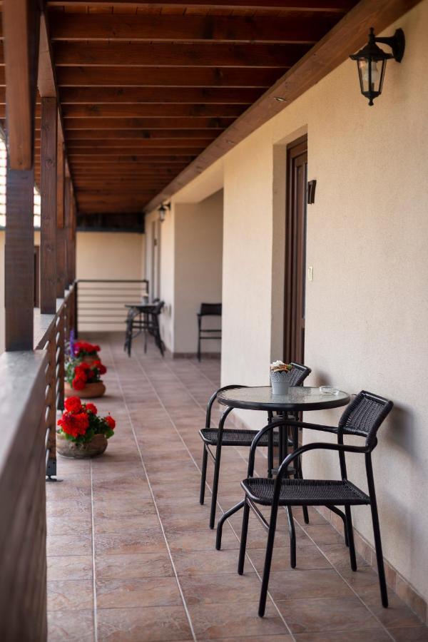Vegvar Spa Apartman Gyula Buitenkant foto