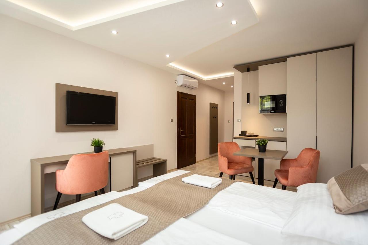 Vegvar Spa Apartman Gyula Buitenkant foto