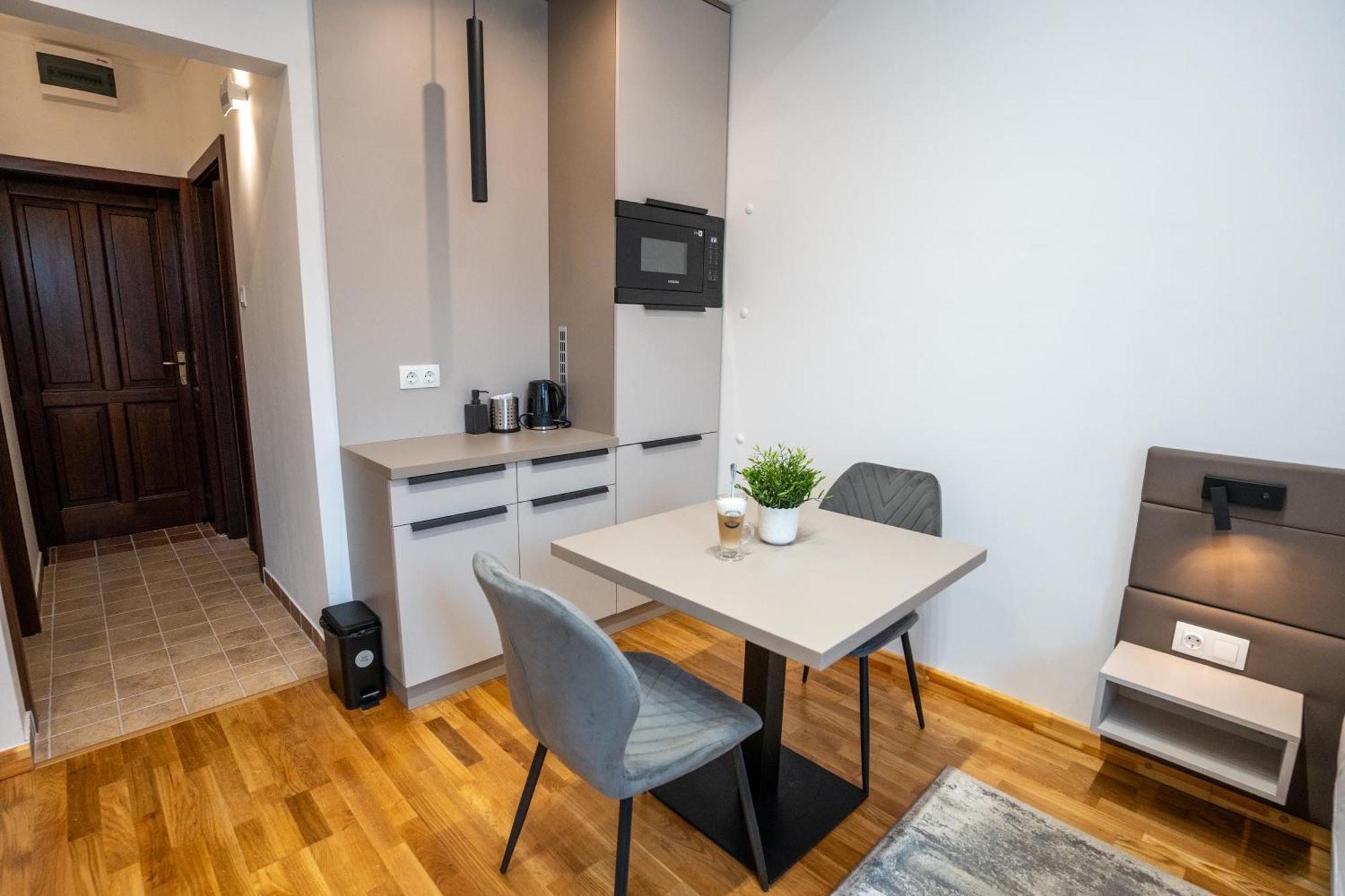 Vegvar Spa Apartman Gyula Buitenkant foto
