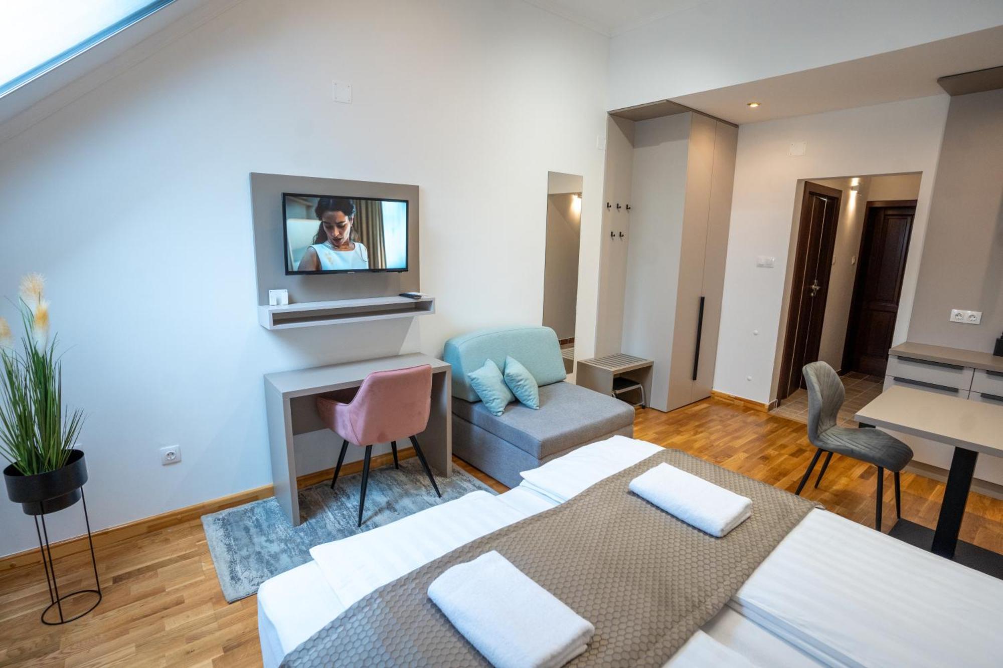 Vegvar Spa Apartman Gyula Buitenkant foto
