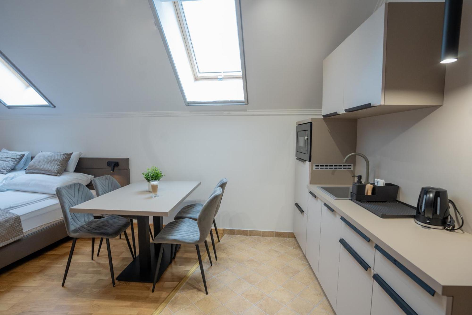 Vegvar Spa Apartman Gyula Buitenkant foto
