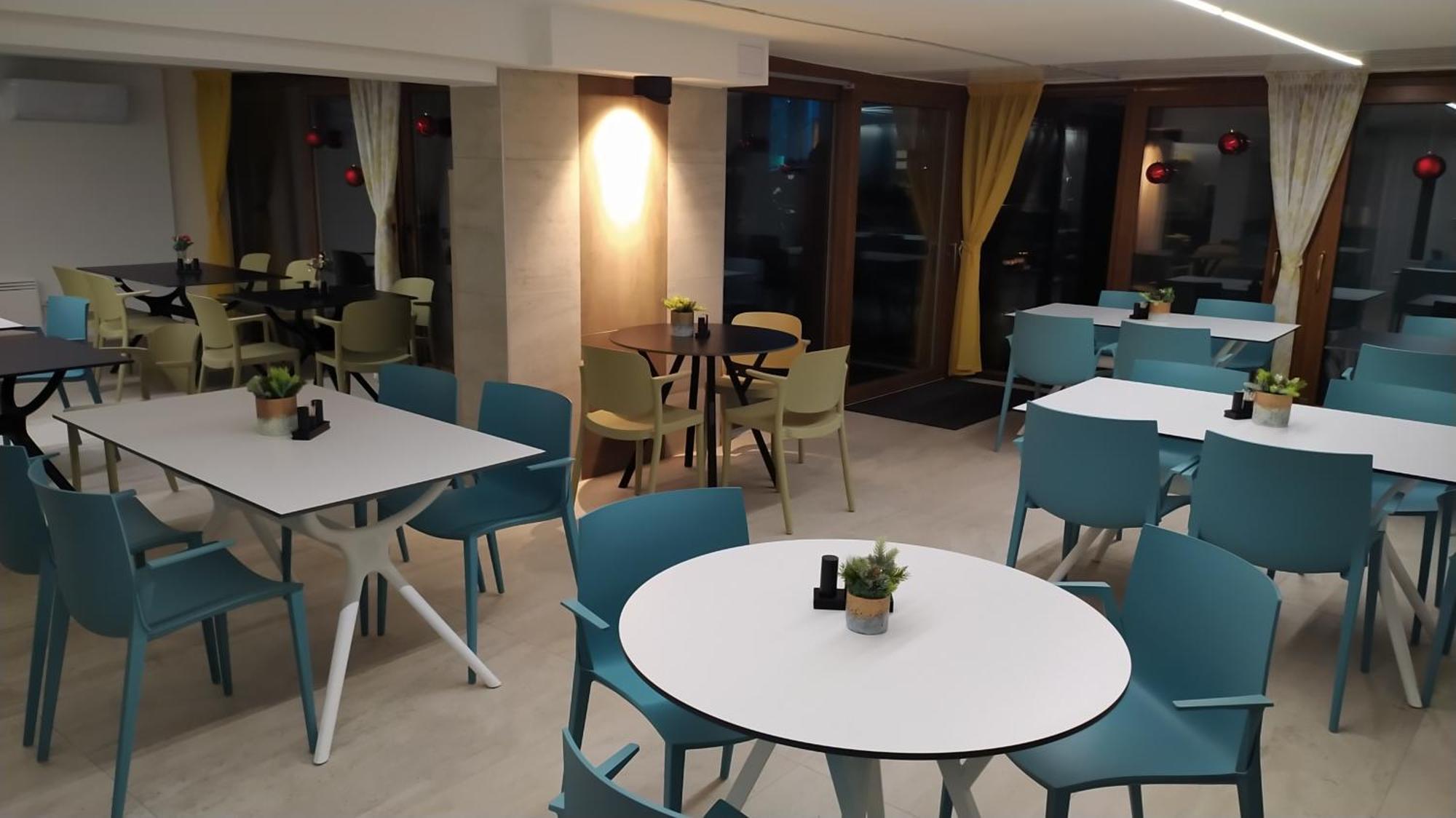 Vegvar Spa Apartman Gyula Buitenkant foto
